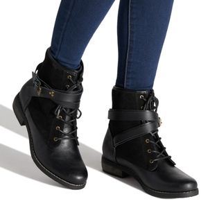 Shoe Dazzle Alina bootie size 11, new